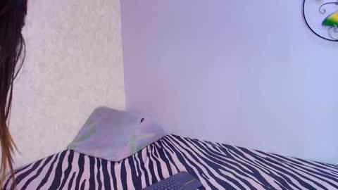 Raquel  online show from 11-21-25, 12:04