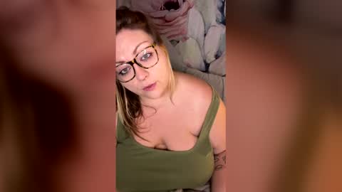 Snapshot of chanteldeserea chatting on 03-11-26, 09:32 chanteldeserea online show from 03-11-26, 09:32