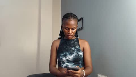 Chantel online show from 11-15-25, 07:16