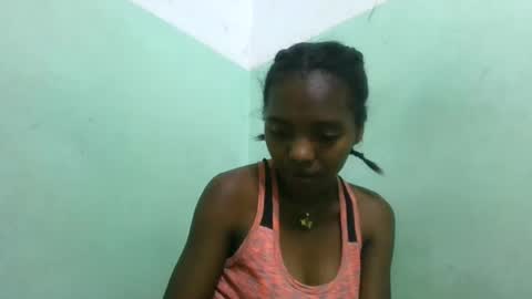 Snapshot of chanteuse655720 chatting on 06-12-26, 08:08 chanteuse655720 online show from 06-12-26, 08:08