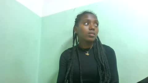 Snapshot of chanteuse655720 chatting on 07-01-26, 06:29 chanteuse655720 online show from 07-01-26, 06:29