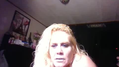 Snapshot of chaosangel33 chatting on 02-24-26, 06:17 Ms. Behaving online show from 02-24-26, 06:17