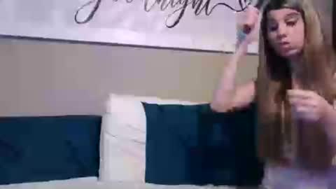 ChLoE online show from 07-23-26, 12:02