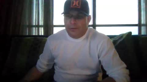 Snapshot of chargersrt22 chatting on 09-25-25, 01:26 chargersrt22 online show from 09-25-25, 01:26