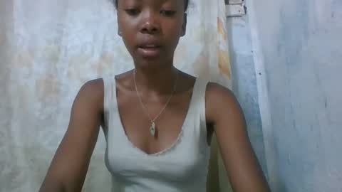 chariola0101 online show from 02-09-25, 05:40
