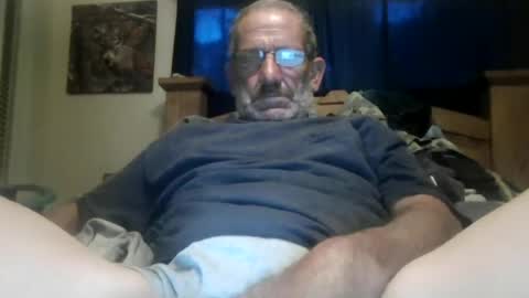 Snapshot of charlescliburn1970 chatting on 07-22-26, 11:13 charlescliburn1970 online show from 07-22-26, 11:13