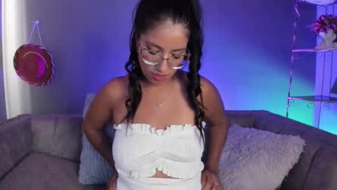 Snapshot of charlhot_ chatting on 10-19-25, 02:07 charlhot_ online show from 10-19-25, 02:07