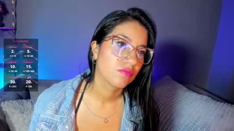 Snapshot of charlhot_ chatting on 11-12-25, 12:38 charlhot_ online show from 11-12-25, 12:38