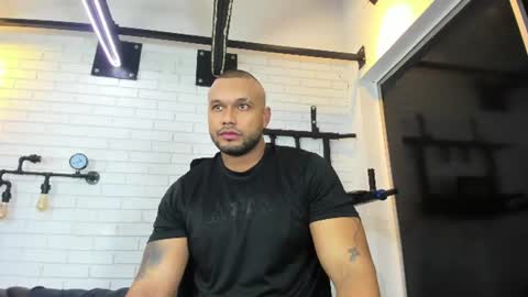   online show from 06-15-26, 07:49