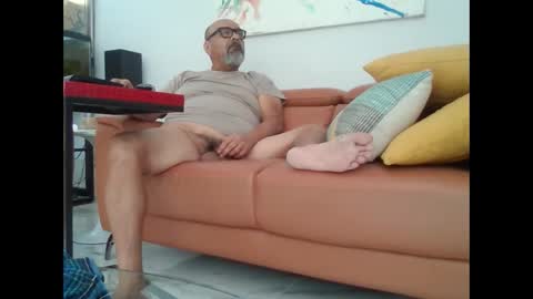 Snapshot of charlieo1953 chatting on 12-06-24, 09:35 charlieo1953 online show from 12-06-24, 09:35