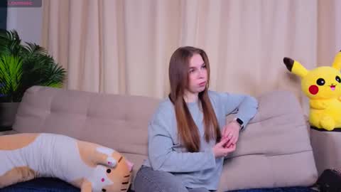 Snapshot of charlinemanke chatting on 10-29-25, 08:10 Dannie online show from 10-29-25, 08:10