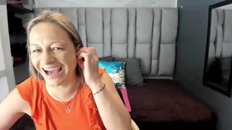 Charlot milf online show from 01-08-26, 11:56