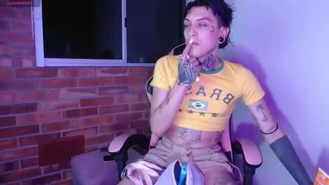 Ale punky online show from 11-12-25, 09:21