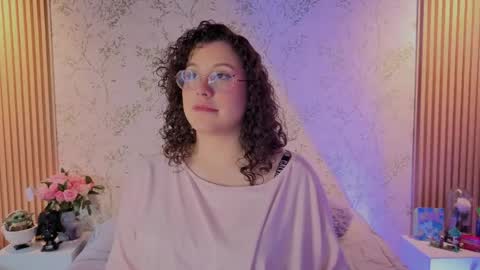 Snapshot of charlote__miller chatting on 05-24-26, 12:21 You honey online show from 05-24-26, 12:21