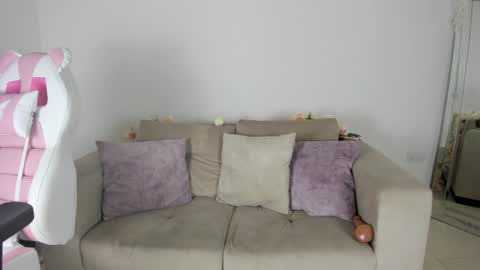    online show from 01-10-25, 12:06