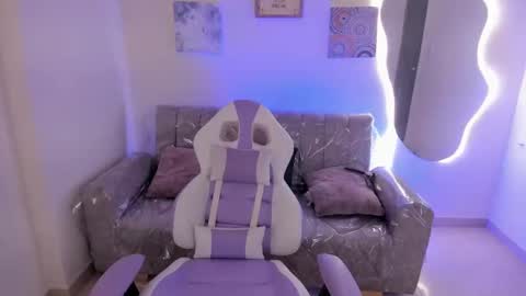    online show from 09-16-25, 03:57