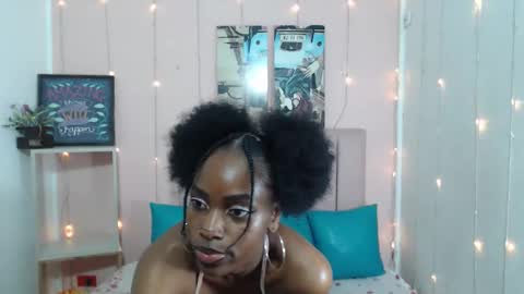 Snapshot of charlothcameronrs chatting on 02-20-26, 11:43 charlothcameronrs online show from 02-20-26, 11:43