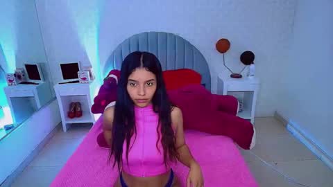 Snapshot of charlotte_0309 chatting on 02-03-26, 04:10 charlotte online show from 02-03-26, 04:10