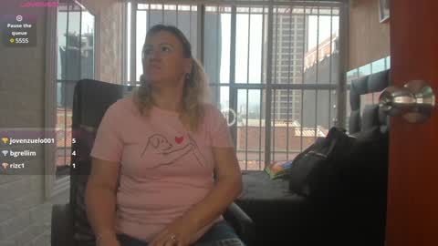 Snapshot of charlotte__g chatting on 02-04-25, 06:49 charlotte online show from 02-04-25, 06:49