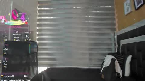 Snapshot of charlotte__g chatting on 03-07-25, 07:27 charlotte online show from 03-07-25, 07:27