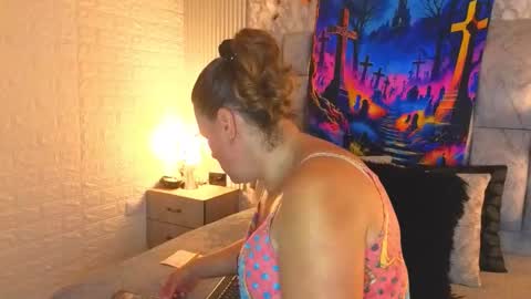 Snapshot of charlotte__g chatting on 10-14-25, 10:49 charlotte online show from 10-14-25, 10:49