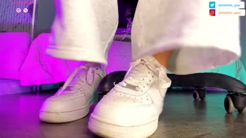 charlotte  grey online show from 09-23-25, 01:14