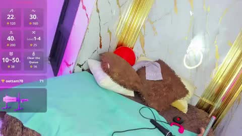 charlotte__milf online show from 04-15-26, 10:10