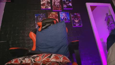 charlotte_cruzxx online show from 04-20-26, 05:43