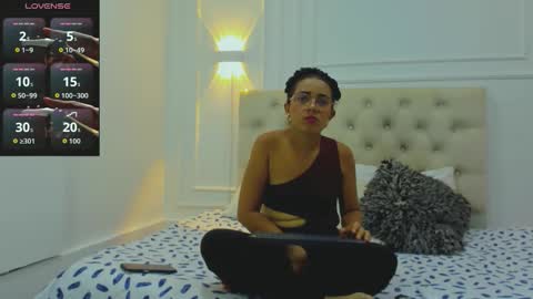 charlottte y dante online show from 10-13-25, 04:12