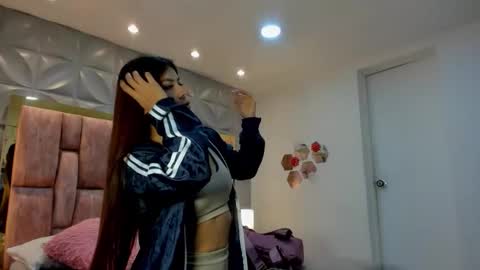 Charlotte Icee online show from 02-08-26, 05:16