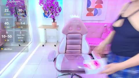 Snapshot of charlotte_milleers chatting on 01-07-26, 03:53 charlotte_milleers online show from 01-07-26, 03:53