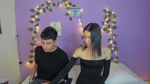 Snapshot of charlotte_queeen chatting on 03-11-25, 09:04 Charlotte online show from 03-11-25, 09:04