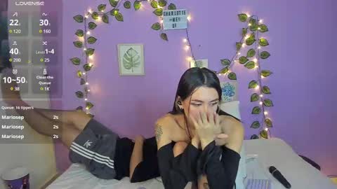 Snapshot of charlotte_queeen chatting on 03-12-25, 12:10 Charlotte online show from 03-12-25, 12:10