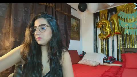 Snapshot of charlotte_richardson chatting on 10-27-25, 12:15 charlotte_richardson online show from 10-27-25, 12:15