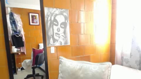 Charlotte online show from 09-23-25, 01:47