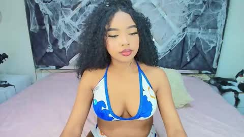 Snapshot of charlotte_walker1 chatting on 10-17-25, 04:26 charlotte_walker1 online show from 10-17-25, 04:26