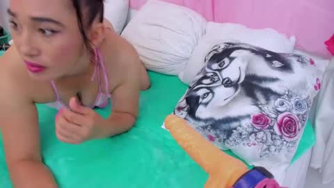 Charlotte  online show from 04-07-26, 04:40