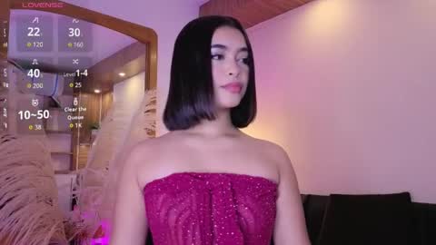 Snapshot of charlotteg18 chatting on 05-13-26, 03:15 Charlote online show from 05-13-26, 03:15
