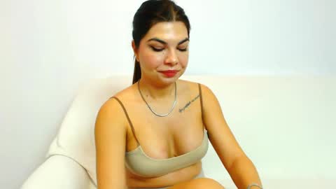 Charlotte online show from 01-09-25, 04:30