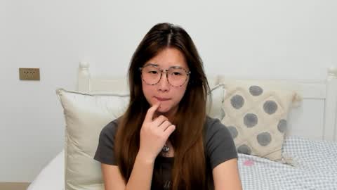 Snapshot of charlottelin chatting on 01-09-26, 01:58 Charlotte online show from 01-09-26, 01:58