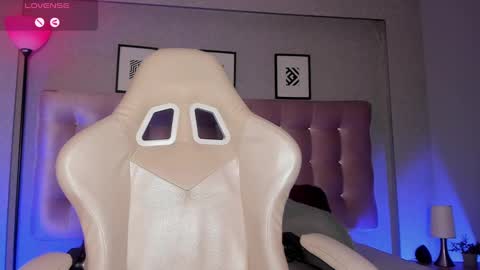 Snapshot of charlotterussel chatting on 12-07-24, 12:08 charlotterussel online show from 12-07-24, 12:08