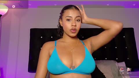 Snapshot of charlotterussel chatting on 12-27-24, 06:20 charlotterussel online show from 12-27-24, 06:20