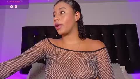 Snapshot of charlotterussel chatting on 01-19-25, 05:28 charlotterussel online show from 01-19-25, 05:28