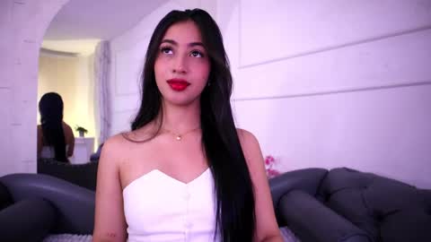 Lauren Rus online show from 05-16-26, 01:10