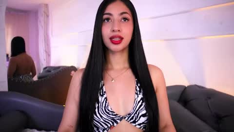 Lauren Rus online show from 05-18-26, 12:33