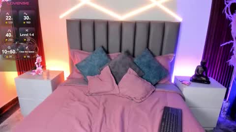 Snapshot of charlottewilliamss_ chatting on 03-25-26, 08:15 Charlotte Williams online show from 03-25-26, 08:15