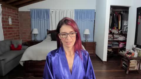 Snapshot of charlottewillson chatting on 11-21-25, 03:49 Charlotte online show from 11-21-25, 03:49