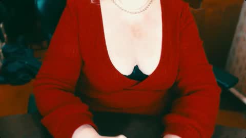 Snapshot of charlottextasty chatting on 12-29-24, 08:58 CharlotteXTasty online show from 12-29-24, 08:58
