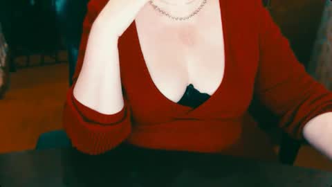 Snapshot of charlottextasty chatting on 01-16-25, 05:55 CharlotteXTasty online show from 01-16-25, 05:55