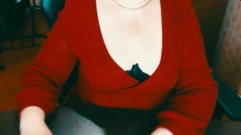 Snapshot of charlottextasty chatting on 01-31-25, 04:17 CharlotteXTasty online show from 01-31-25, 04:17